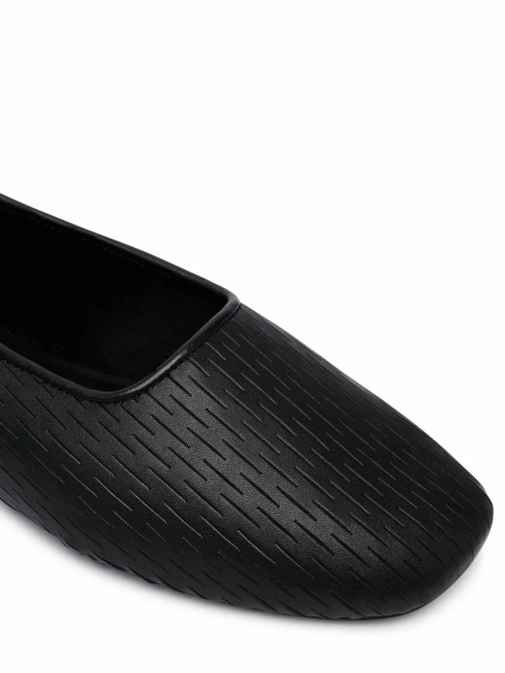 Ballerine Oblique Ballerina Cut Lth HW0HW03033 Nero