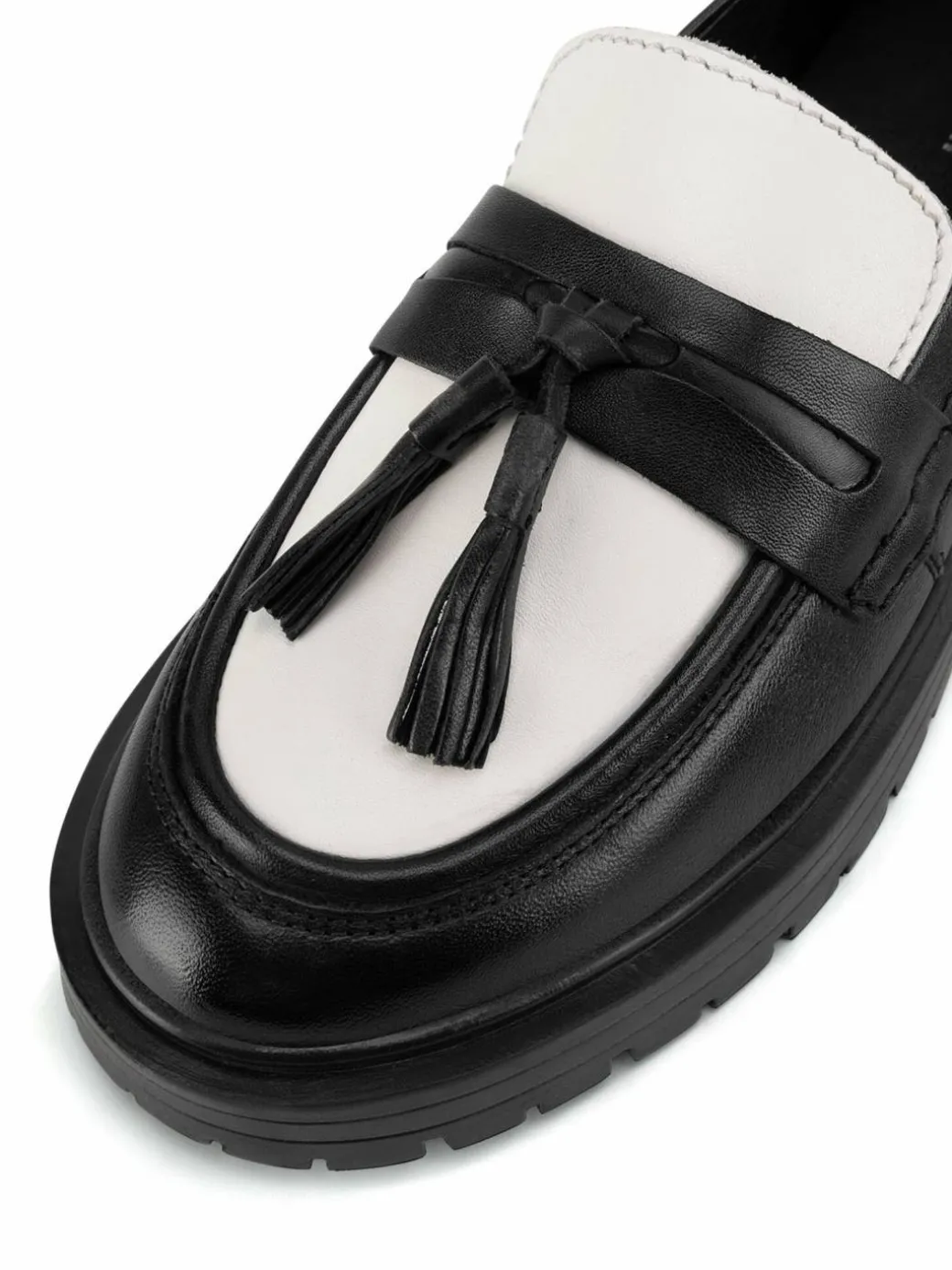 Chunky loafers WI16-7743-02W Nero