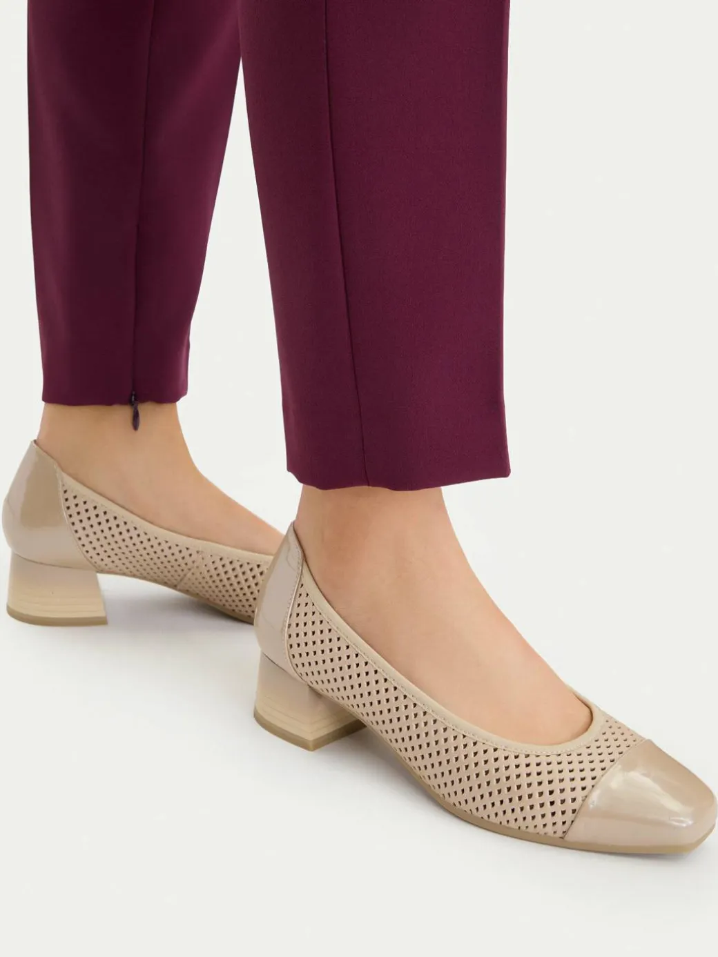 Décolleté 9-22304-46 Beige