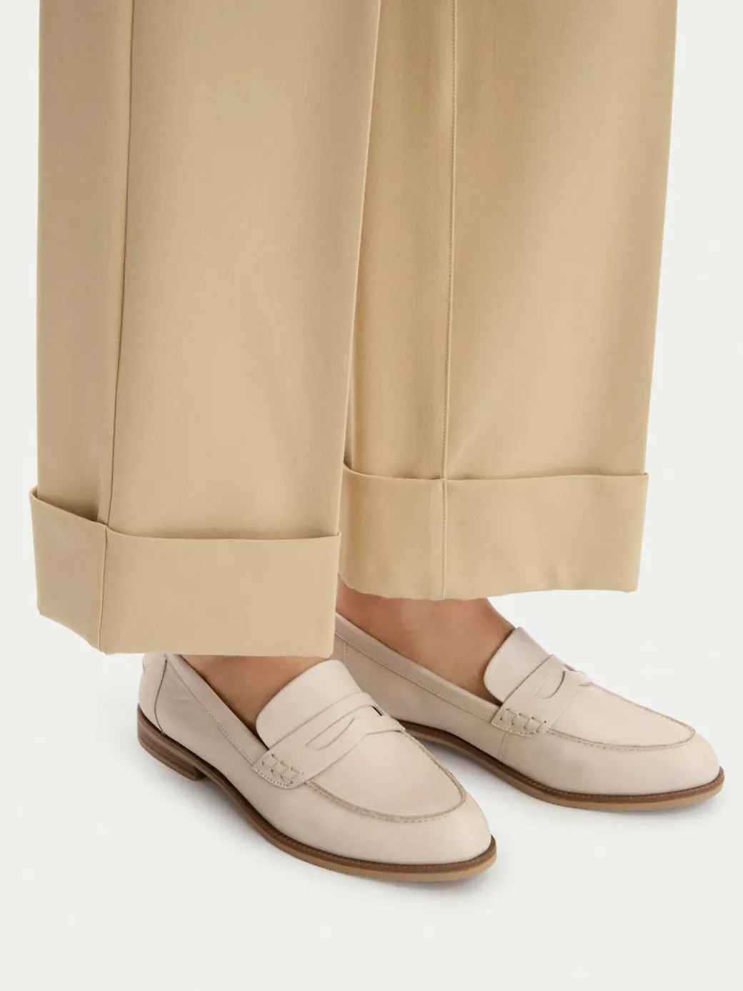 Loafers 9-24203-46 Beige