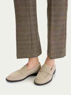 Loafers C-25554LM Beige