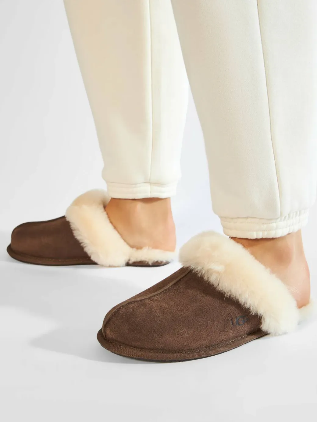 Pantofole W Scuffette II 1106872 Marrone