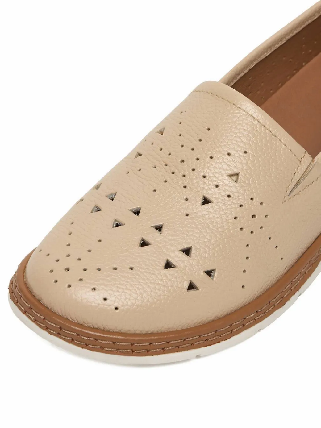Scarpe basse CEO-WI23-LYLA-02 Beige