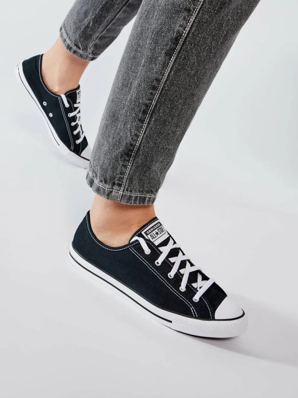Scarpe da ginnastica Chuck Taylor All Star Dainty Ox 564982C Nero