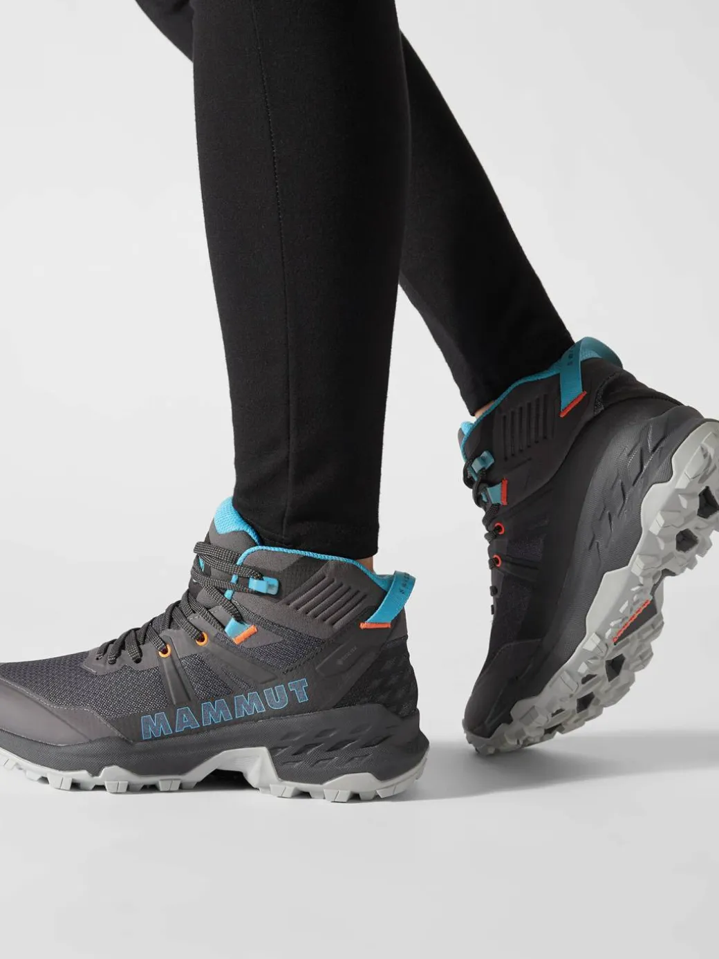 Scarpe da trekking Sertig II Mid Gtx GORE-TEX 3030-04840-00691-1050 Grigio