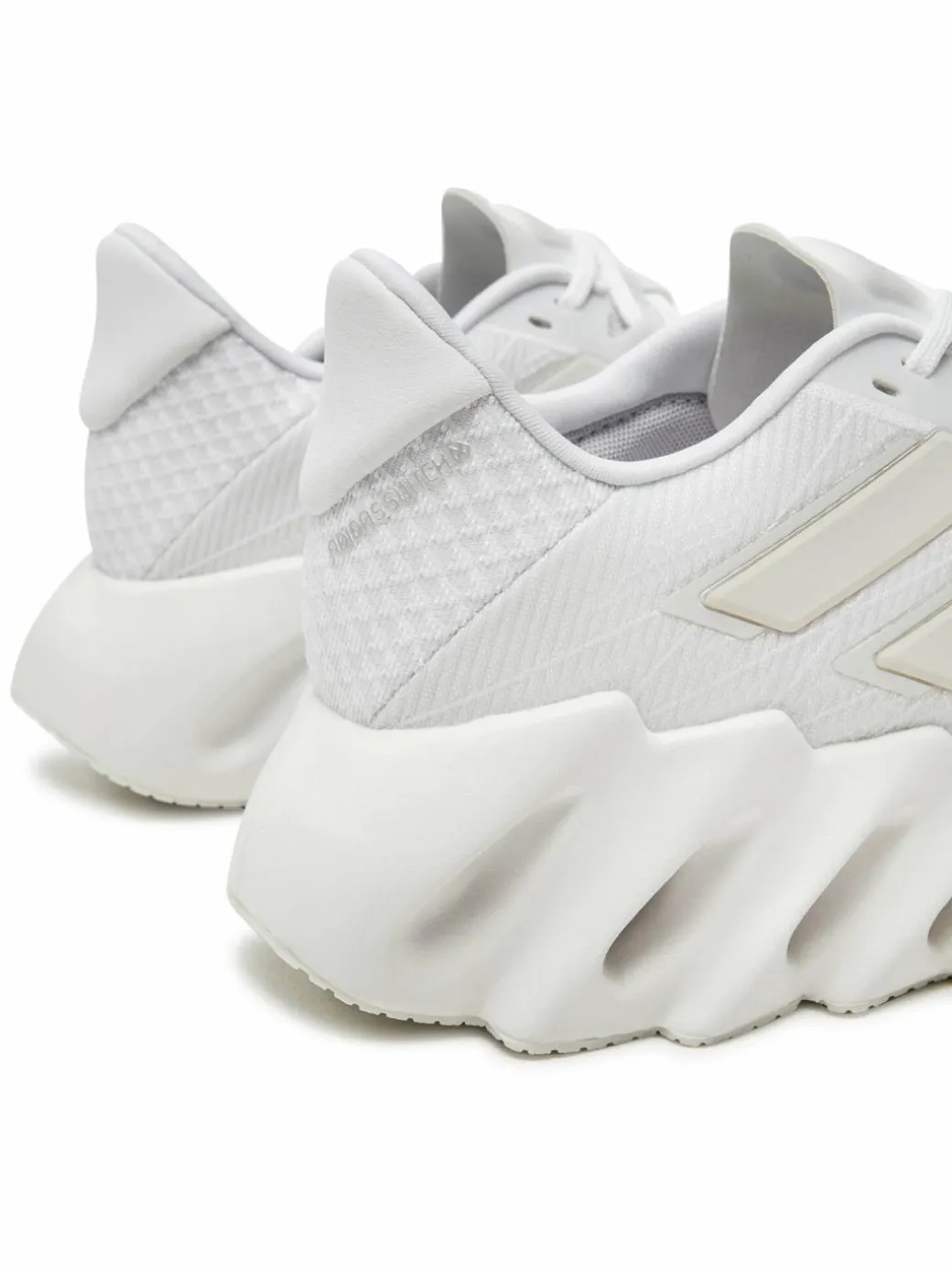 Scarpe running Switch Fwd 2 IF9186 Bianco