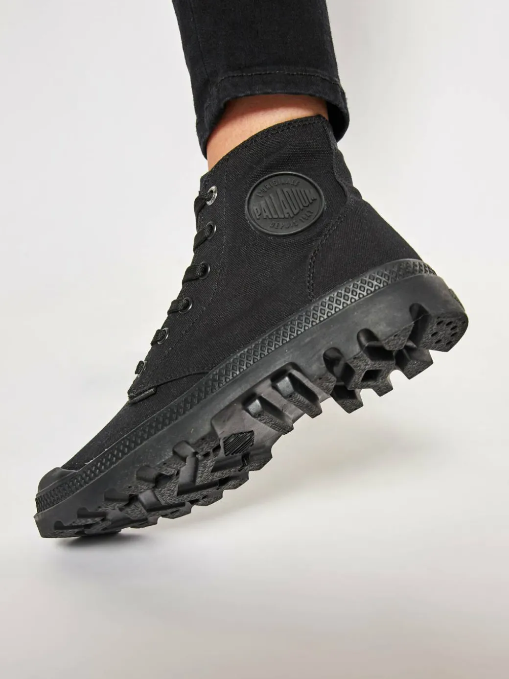 Scarponcini Mono Chrome 73089-001-M Nero