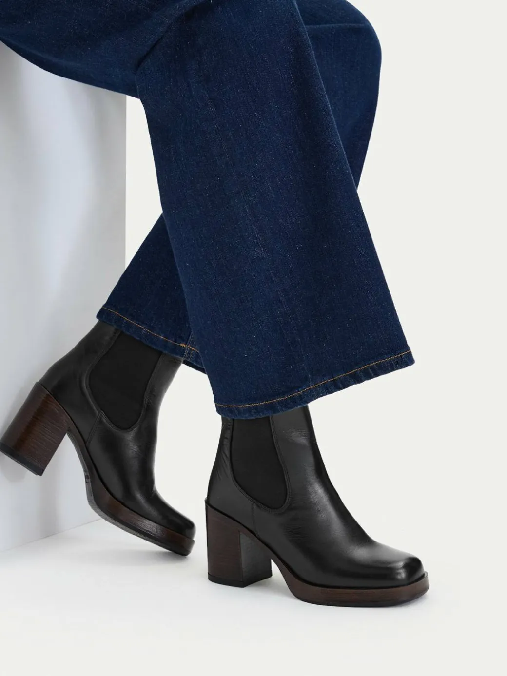 Stivaletti C-27740PE-PLATEAU Nero